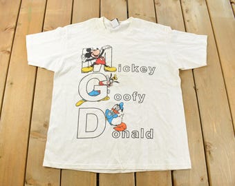 Vintage 1990s Mickey Mouse Disney Characters T-Shirt Men's XL / 90s Graphic Tee / Goofy Donald Duck / 90s Disney Tee / Single Stitch