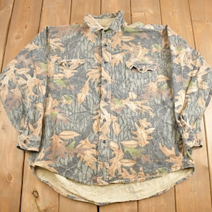 Vintage 1990s Gander Mountain Real Tree Camouflage Button Up Shirt / 1990s Button Up / Outdoorsman / Hunting Shirt / Made In USA