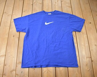 Vintage 2000s White Swoosh Blue Nike Graphic T-Shirt Size XL