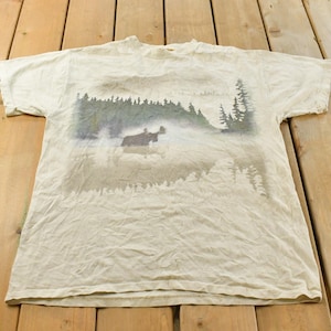 Vintage 2000s The Mountain Moose Graphic Tie Dye T-Shirt Men's Large / Streetwear / Hunting  / Animal Nature / Outdoors / Graphic Tee