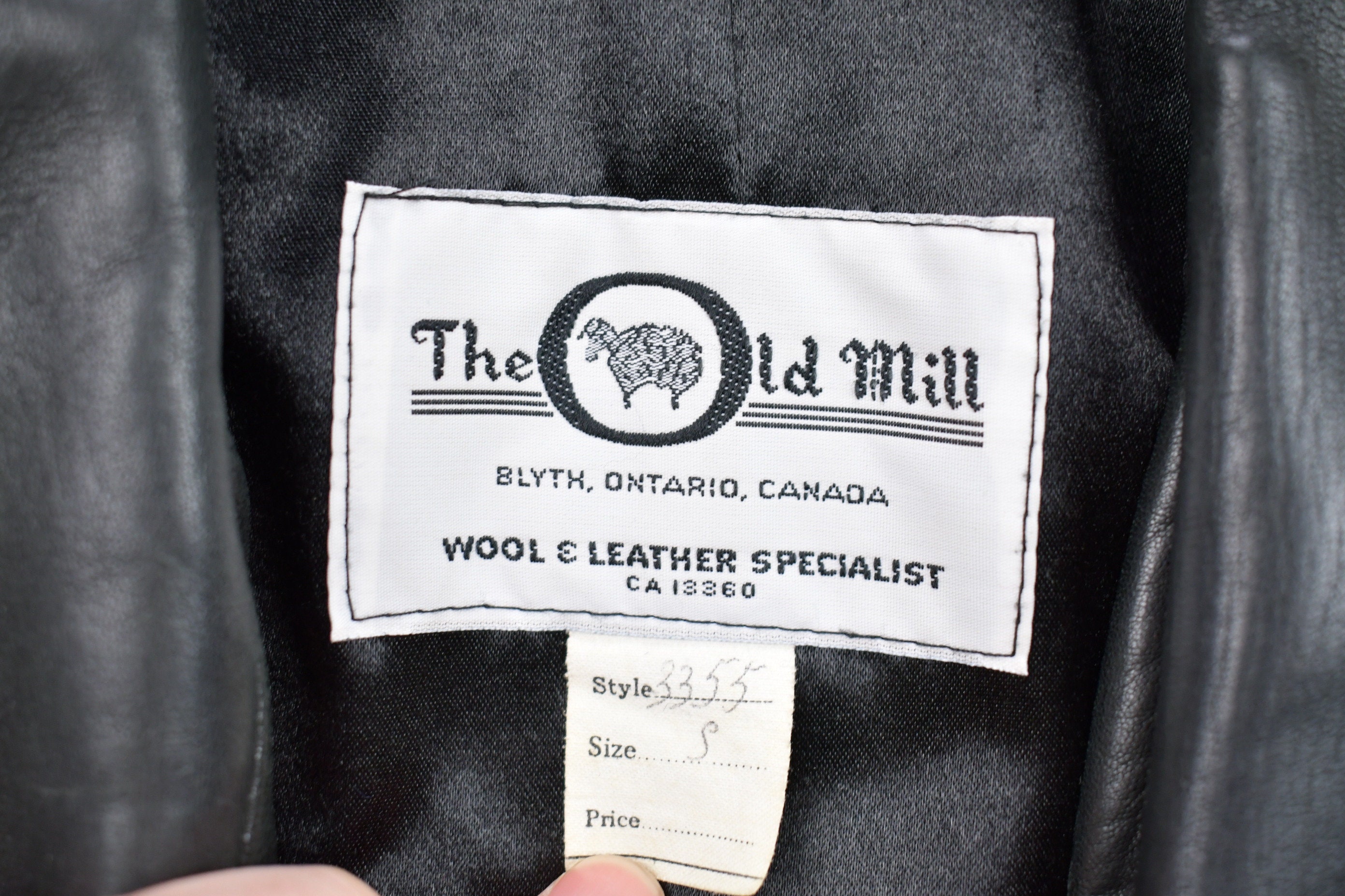 Vintage 1990s the Old Mill Leather Jacket / Fall Outerwear 