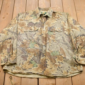 Vintage 1990s Cabela&#39;s Tree Camo Button Up Shirt / 1990s Button Up / Vintage Flannel / Casual Wear / Workwear / Pattern Button Up