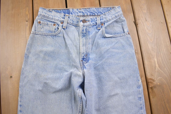 Vintage 1990s Levi's 550 Red Tab Light Wash Jeans… - image 4