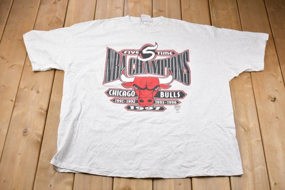 Vintage 1997 Chicago Bulls 5 Time Champions Logo … - image 1