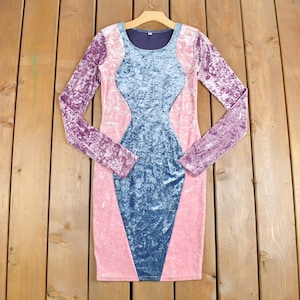 Vintage 1970s Crushed Velvet Velour Dress / Body Con / Abstract / Color block / Retro Womenswear