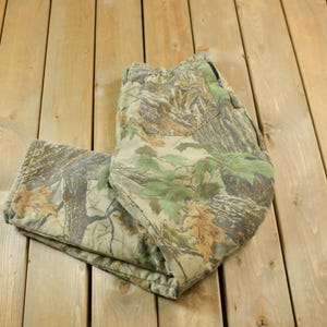 Vintage 1990s  Walls Blizzard-Pruf Insulated Camouflage Hunting Pants Size 40x42 / Streetwear / Hunting Pants / Made In USA / Camo Pants