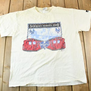 Vintage 2000 Subway Series New York Mets Vs New York Yankees Graphic T-Shirt / Puma / World Series / MTA / NYC