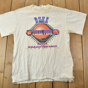 Maglietta grafica vintage Duke Nike Basketball del 1994 / Swoosh / Swoosh Nike / Nike Vintage / Swoosh piccolo / Swoosh grande / Nike Check