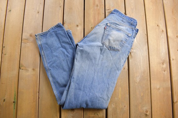 Vintage 1990s Levi's 550 Red Tab Denim Jeans Size… - image 1