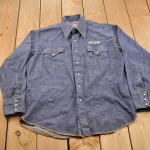 Vintage 1990s Western Embroidered Denim Button Up Shirt / 1990&#39;s Button Up / Vintage Cowboy / Denim Button Up / Workwear / Jean Button Up