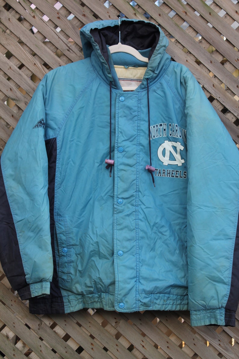 Vintage 1990s University Of North Carolina Tar Heels Puffer Jacket / Sportswear / Streetwear / Collegiate Jacket / Color Block / UNC image 3