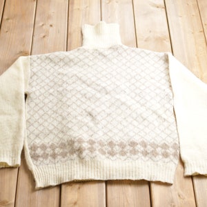 Vintage 1990s Hekla Akureyri 100% Wool Knit Turtleneck Sweater / Vintage 90s Turtleneck / Outdoorsman / Vintage Knit / Winter Sweatshirt