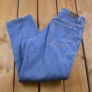 Vintage 1990s L.L Bean Light Wash Denim Jeans 30 x 27 / Cotton Lining / Streetwear Fashion / Vintage Pants / Vintage Fashion