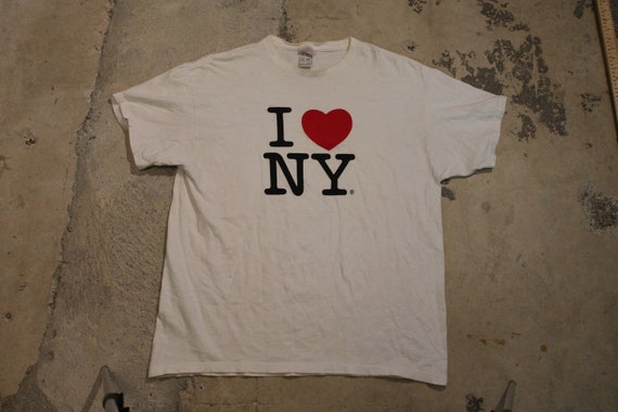 Vintage T-Shirt / I Heart NY Graphic / Love / New