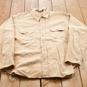 Vintage 1990s Woolrich Beige Blank Button Up Shirt / 1990s Button Up / Vintage Flannel / Basic Button Up / Made In USA