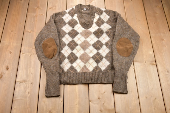 Vintage 1960s Elbow Patches Knitted Sweater / Vintage 90s V-neck 