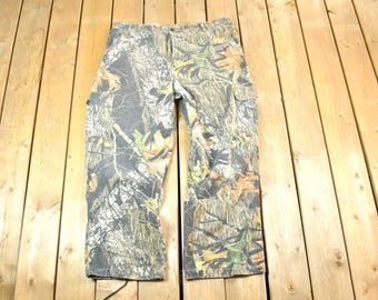 Vintage 1990s Realtree Camo Field Staff Cargo Track Pants / American Vintage / Streetwear / Vintage Pants / Vintage Sweatpants