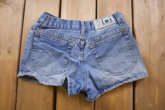 Vintage 1990s L.E.I Jean Short Shorts 26 x 2 / Ma… - image 2