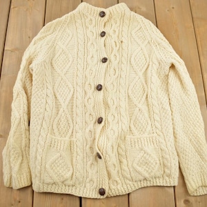 Vintage 1980s 100% Wool Cable Knit Cardigan Sweater / Vintage Cable Knit / Button Up / Vintage Knit / Winter Sweatshirt
