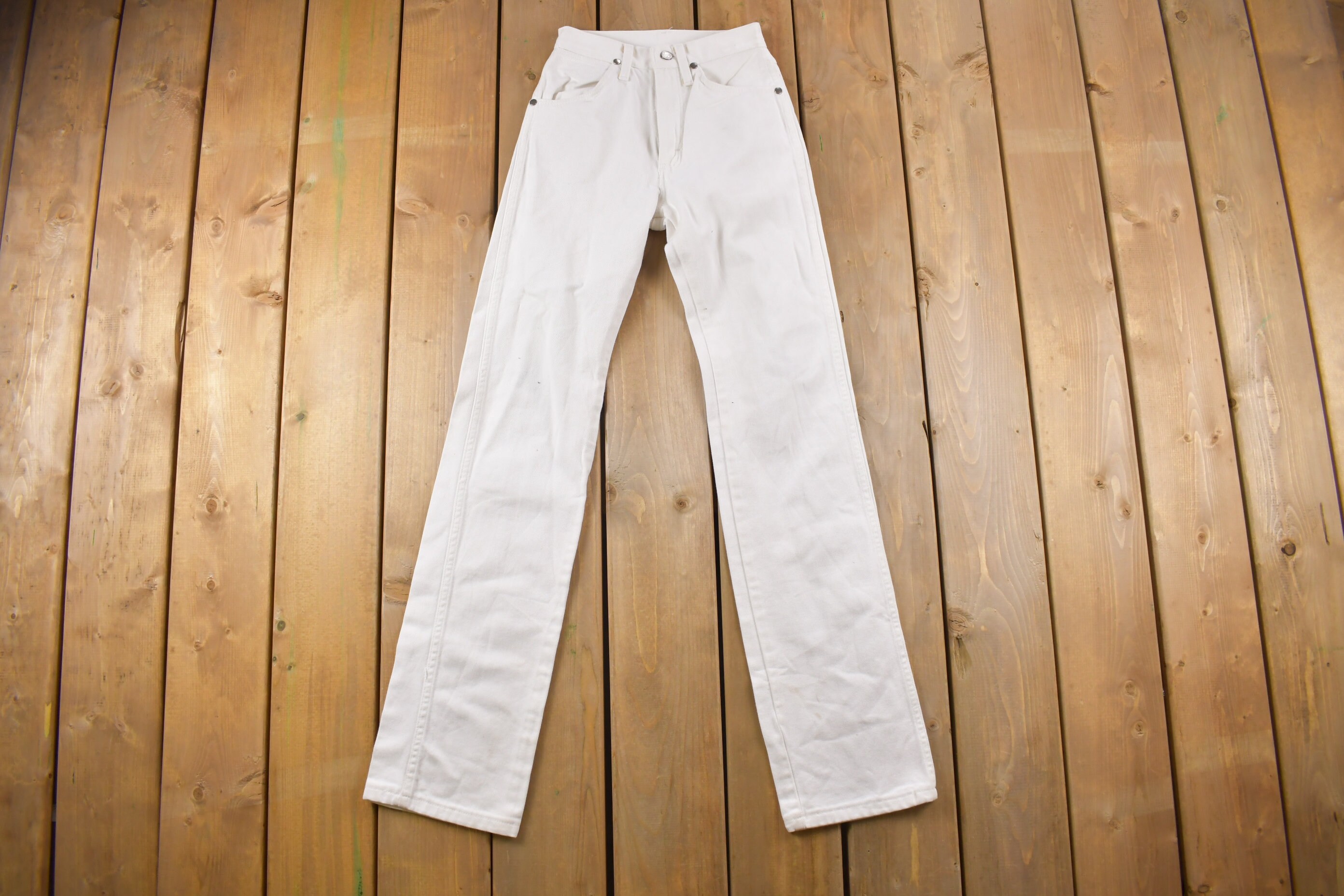 Vintage 1990s Wrangler White Denim Jeans 22 X 32 / American 
