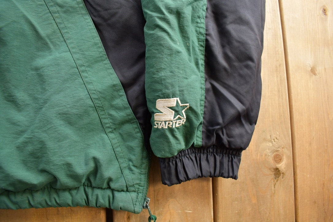 Vintage 1990s Green Bay Packers NFL Jacket / Starter Jacket