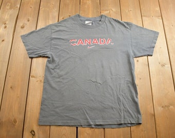 Vintage 2000s Nike Canada Graphic T-Shirt