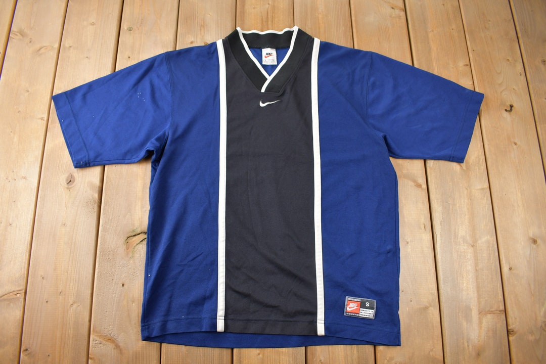Vintage 1990s Nike Middle Swoosh Blue Jersey Style T Shirt Size S