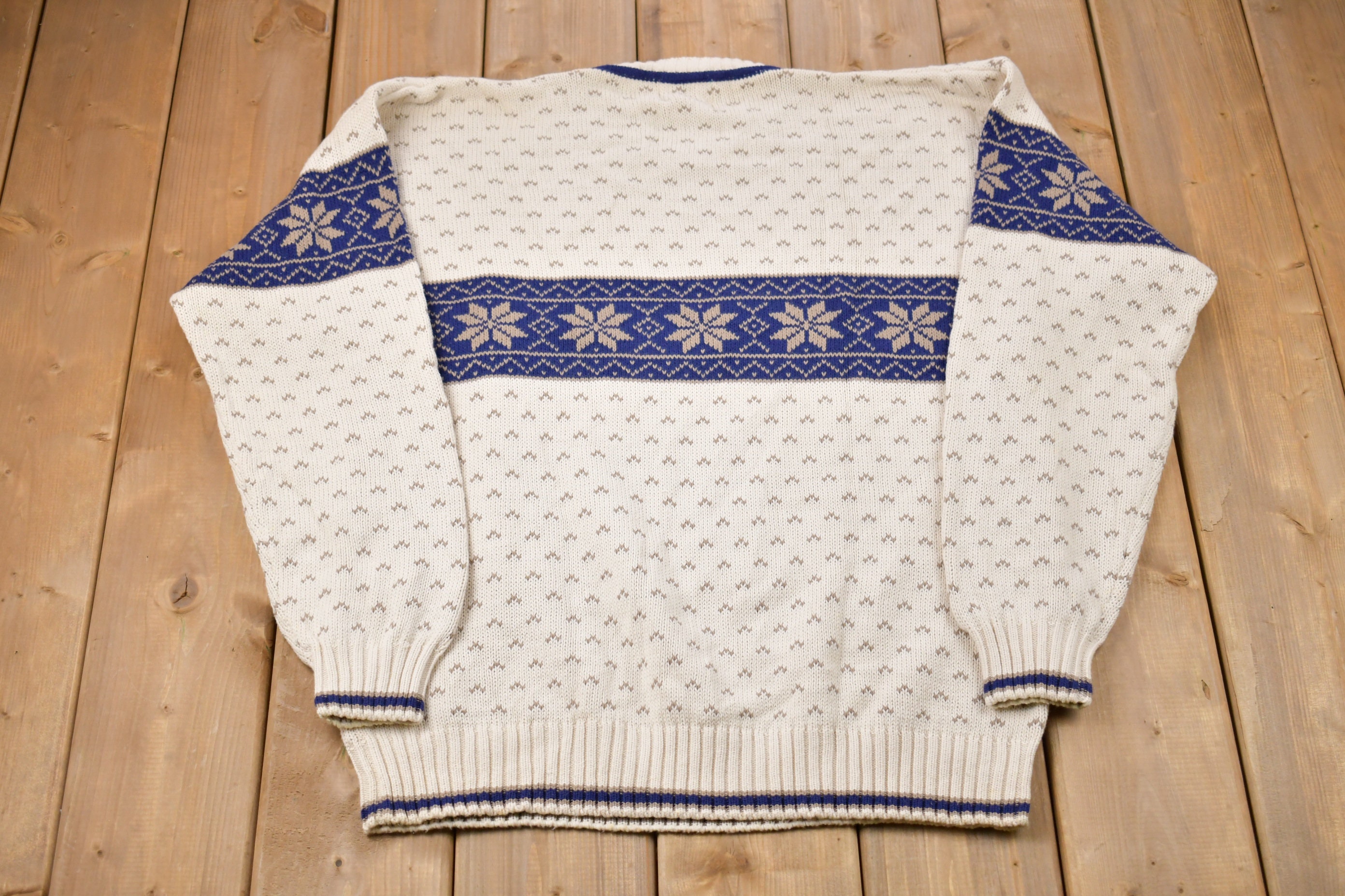 Vintage 1990s River Brand Arrow Knitted Sweater / Vintage