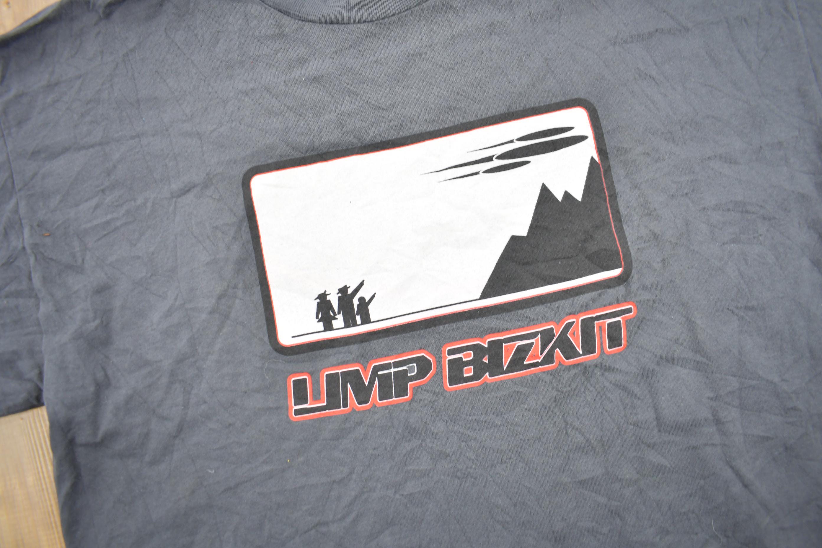 ミュージシャン 90s LIMPBIZKET T-SHIRT Vintage 90s Limp Bizkit T-shirt Alternative Rap Rock Nu