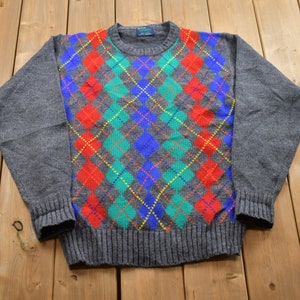 Vintage 1990s Arrow Knitted Argyle Crewneck Sweater / Vintage 90s Crewneck / All Over Pattern / Colorful / Sweatshirt / Abstract Pattern