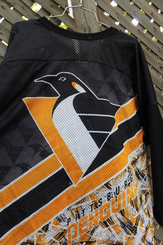 CCM vintage NHL jersey Pittsburgh Penguins 90s - We Love Sports Shirts