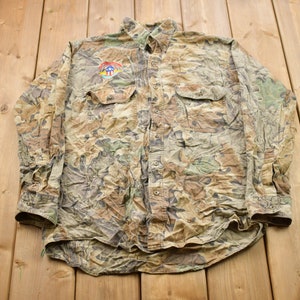 Vintage 1990s Spartan Hunting Camo Button Up / Souvenir / Vintage Sweatshirt / Outdoorsman / Wilderness Sweatshirt / Made In USA