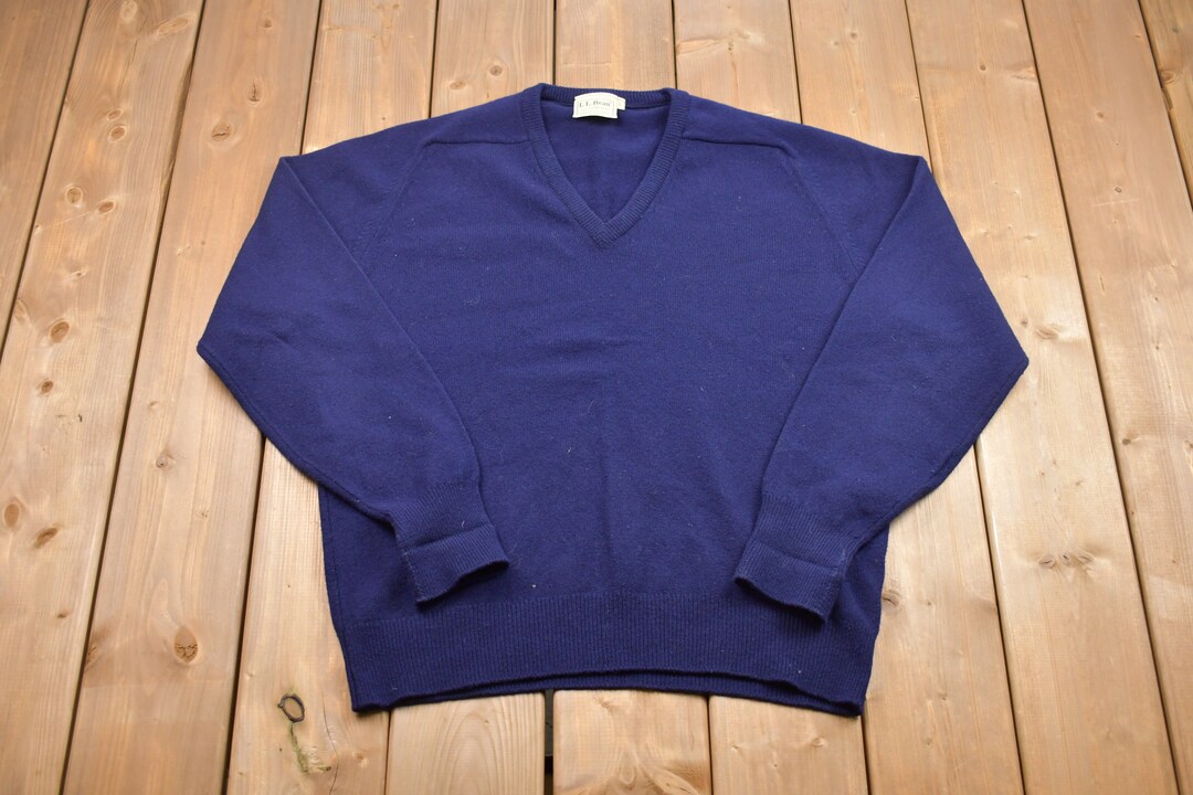 Vintage 100% Shetland Wool LL Bean Knitted V-neck Sweater / Vintage 90s Crewneck / Made in Scotland / Wool Sweater / Outdoor / Hand Knit - Etsy UK Vintage 100% Shetland Wool LL Bean Knitted V-neck Sweater / Vintage 90s Crewneck / Made in Scotland / Wool Sweater / Outdoor / Hand Knit - Etsy UK
