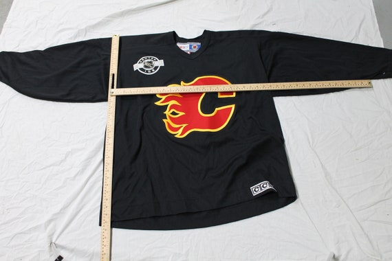 Vintage 1990s Calgary Flames NHL CCM Center Ice Hockey Jersey 
