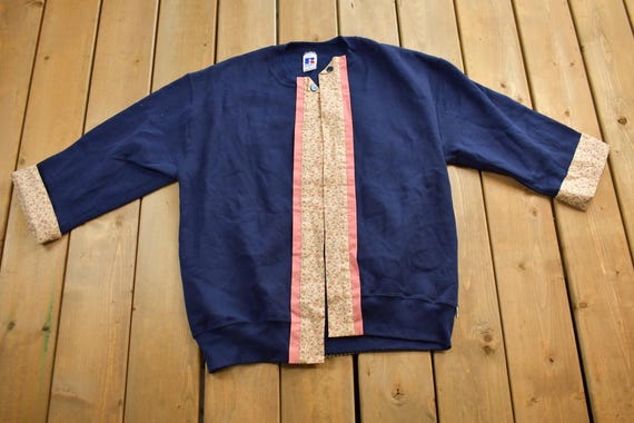 Vintage 1990s Russell Floral Cardigan Sweater / 90s Cardigan / Grandma Sweater / Streetwear / Made In USA / Floral Theme / Russell Vintage
