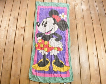 Vintage 1990s Walt Disney Minnie Mouse Graphic Beach Towel / Beachwear / Vintage Disney / 100% Cotton / Mickey Unlimited