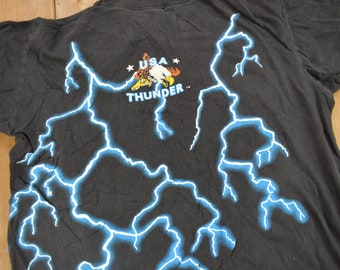 Vintage 1990s American Thunder Howling Wolves Graphic T-shirt