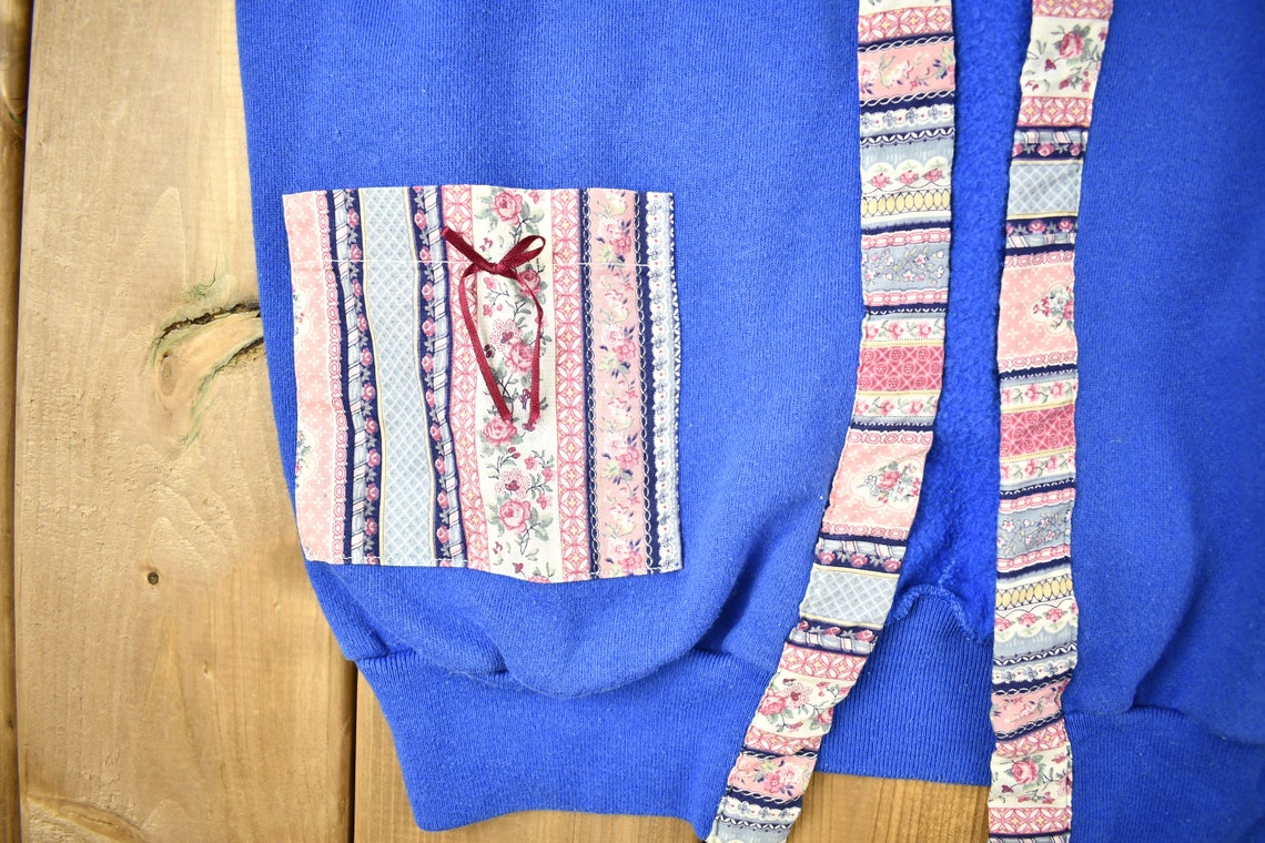 Vintage 1990s Panill Heart Theme Shall Cardigan Sweater / Vintage Cardigan / Button Up / Patchwork / Embroidered / Made In USA, foto 3 di 5