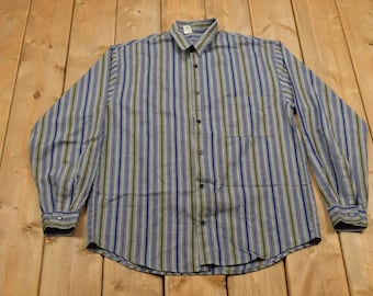 Vintage 1990s Vertical Striped Button Up Shirt / 1990s Button Up / Vintage Button Up / Basic Button Up / Striped Button Up / Formal Shirt