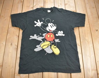 Vintage 1990s Mickey & Co Mickey Mouse Graphic Cartoon T-Shirt / 90s Graphic Tee / Vintage Disney / Single Stitch