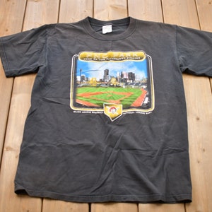 Vintage 2002 Pittsburgh Steelers NFL Graphic T-Shirt / Graphic / 80s / 90s / Streetwear / Retro Style / PNC Park / MLB Graphic Tee