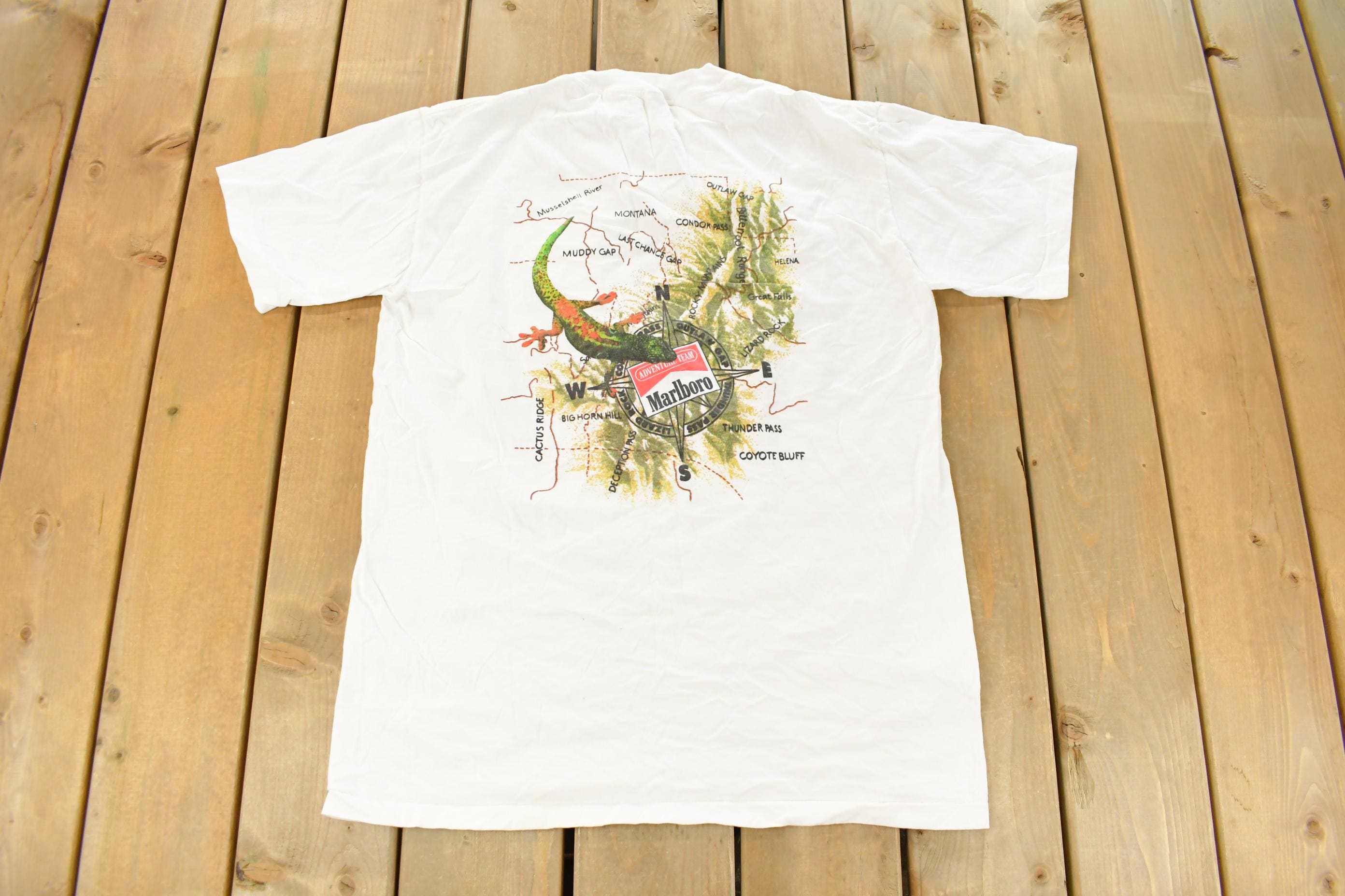 Vintage 1990s Marlboro Adventure Team Lizard Rock Graphic T-shirt 