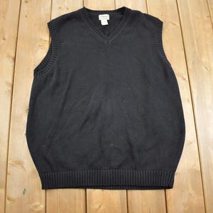 Vintage 1990s L.L. Bean Men&#39;s V Neck Knit Cardigan Sweater