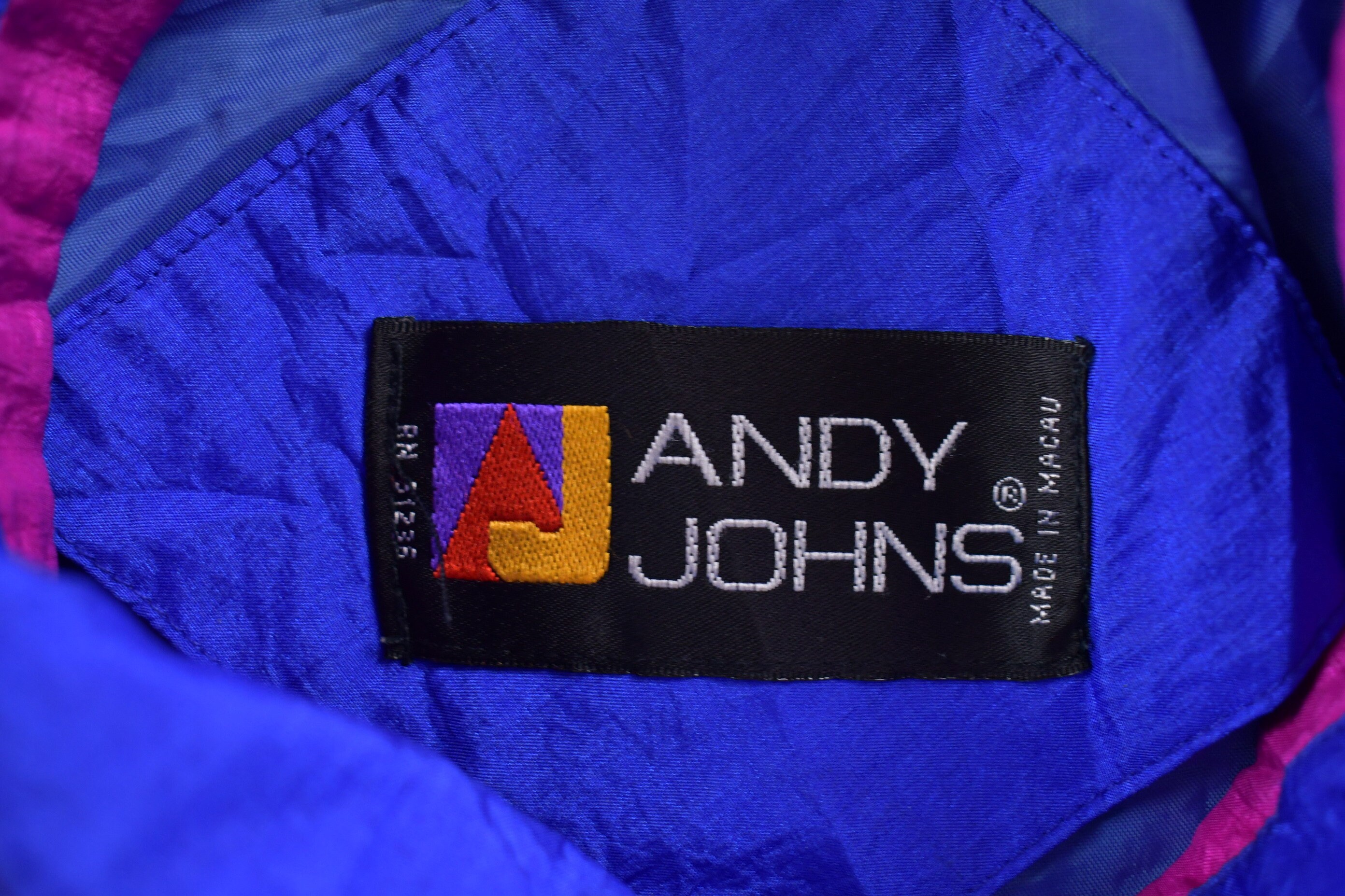 Vintage 1980s Andy Johns Abstract Design Windbreaker Jacket Vintage 1980s Andy Johns Abstract Design Windbreaker Jacket