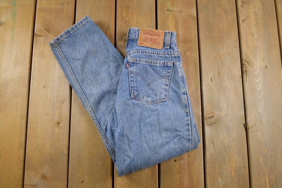 Vintage 1990s Levi's 550 Red Tab Blue Denim Jeans… - image 1
