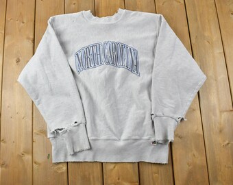 Vintage 1990s North Carolina Tar Heels Reverse Grain University Collegiate Crewneck / Embroidered / NCAA Sweatshirt / Sportswear / Americana