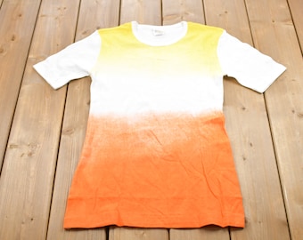 Vintage 1970s Contrast Faded Graphic T-Shirt / Graphic / 80s / 90s / Streetwear / Retro Style / Single Stitch / Made In Hong Kong / 80s Tee