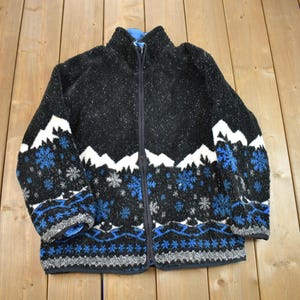 Vintage 1990s Reversible Snowy Mountain Theme Fleece Sweater