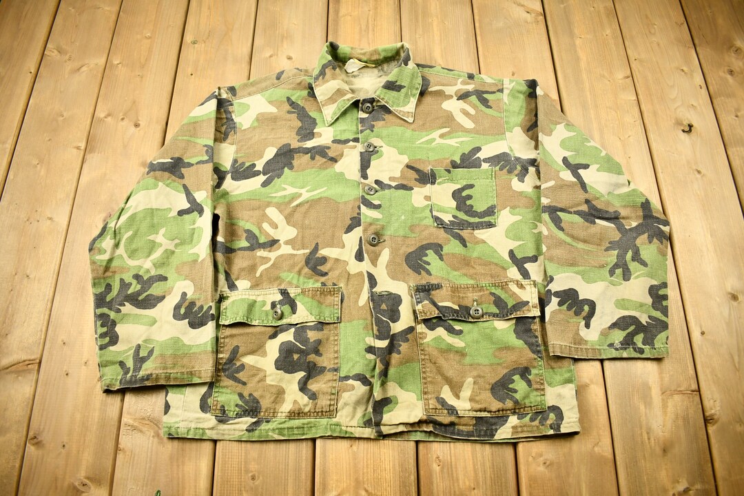Vintage 1970s Military Button up Camo Shirt / Made in / Army