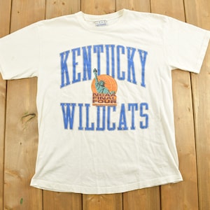 Vintage 1990s Kentucky Wildcats Basketball Collegiate T-Shirt / NCAA Tee / Americana / Sportswear / Final Four / Made In USA / Single Stitch
